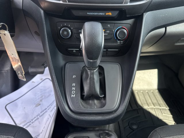 Used 2023 Ford Transit Connect XL FWD image 21