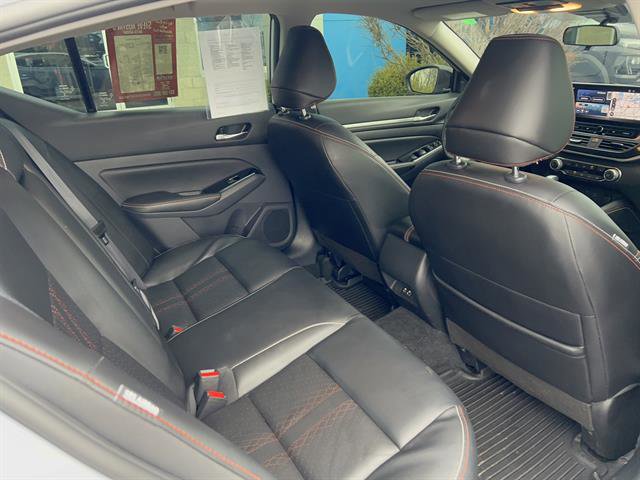 Used 2024 Nissan Altima 2.5 SR w/ SR Premium Package image 20
