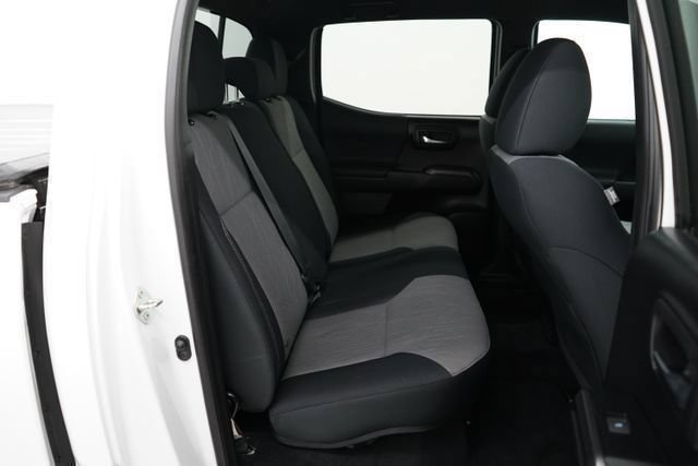 Used 2020 Toyota Tacoma TRD Off-Road w/ Technology Package AWD/4WD image 4