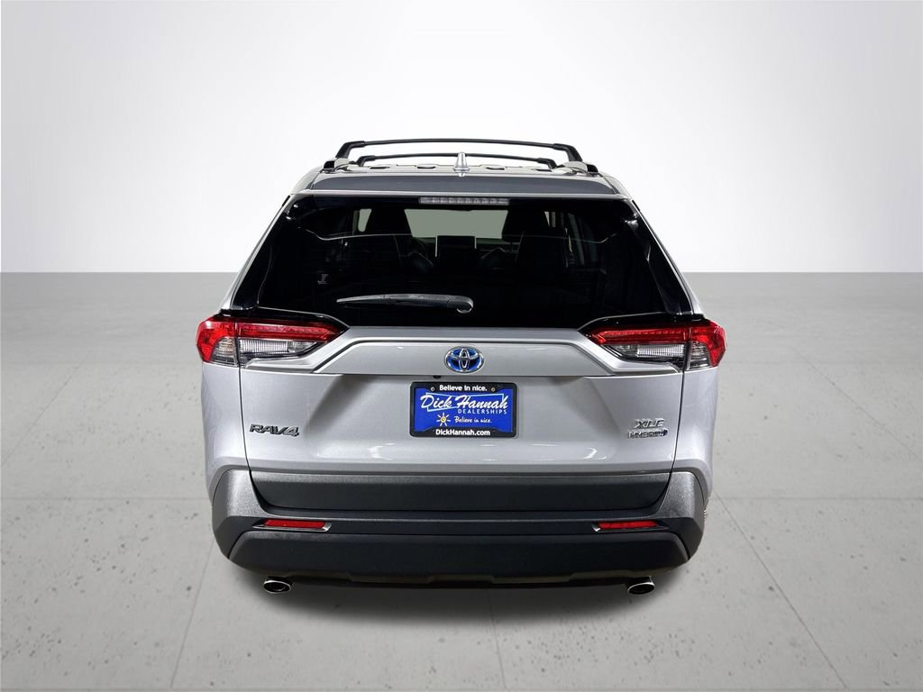 Used 2021 Toyota RAV4 XLE Premium image 7