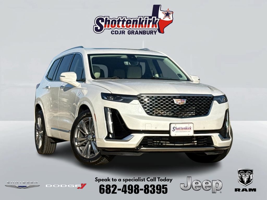 Used 2024 Cadillac XT6 Premium Luxury w/ Technology Package FWD image 1