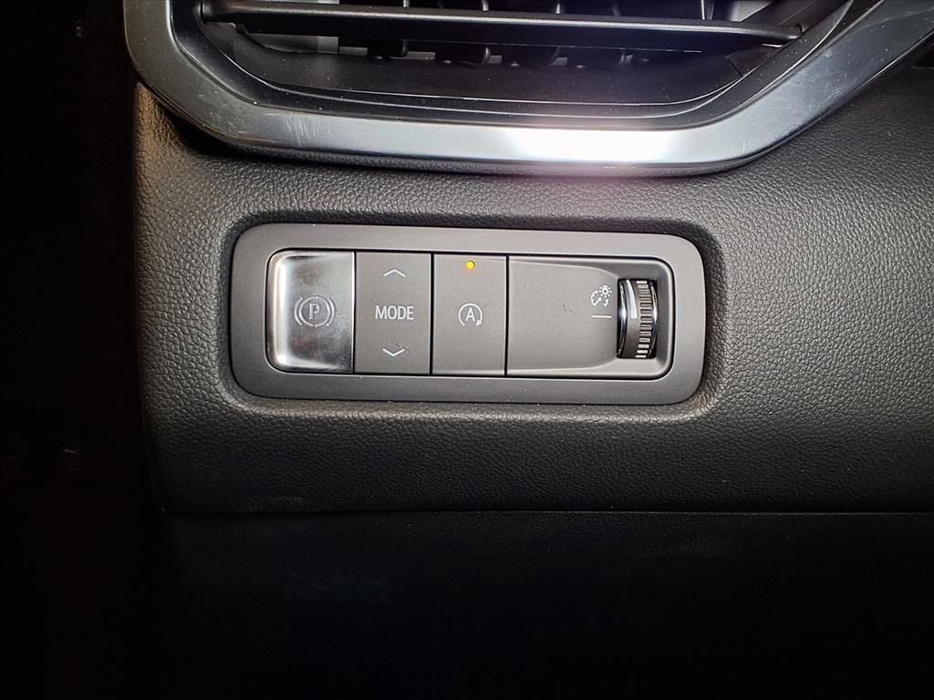 New 2025 GMC Acadia Elevation w/ Elevation Premium Package FWD image 17