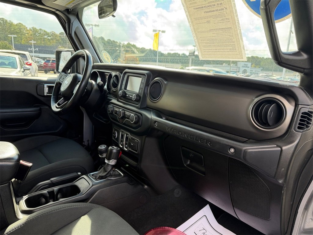 Used 2019 Jeep Wrangler Sport image 16