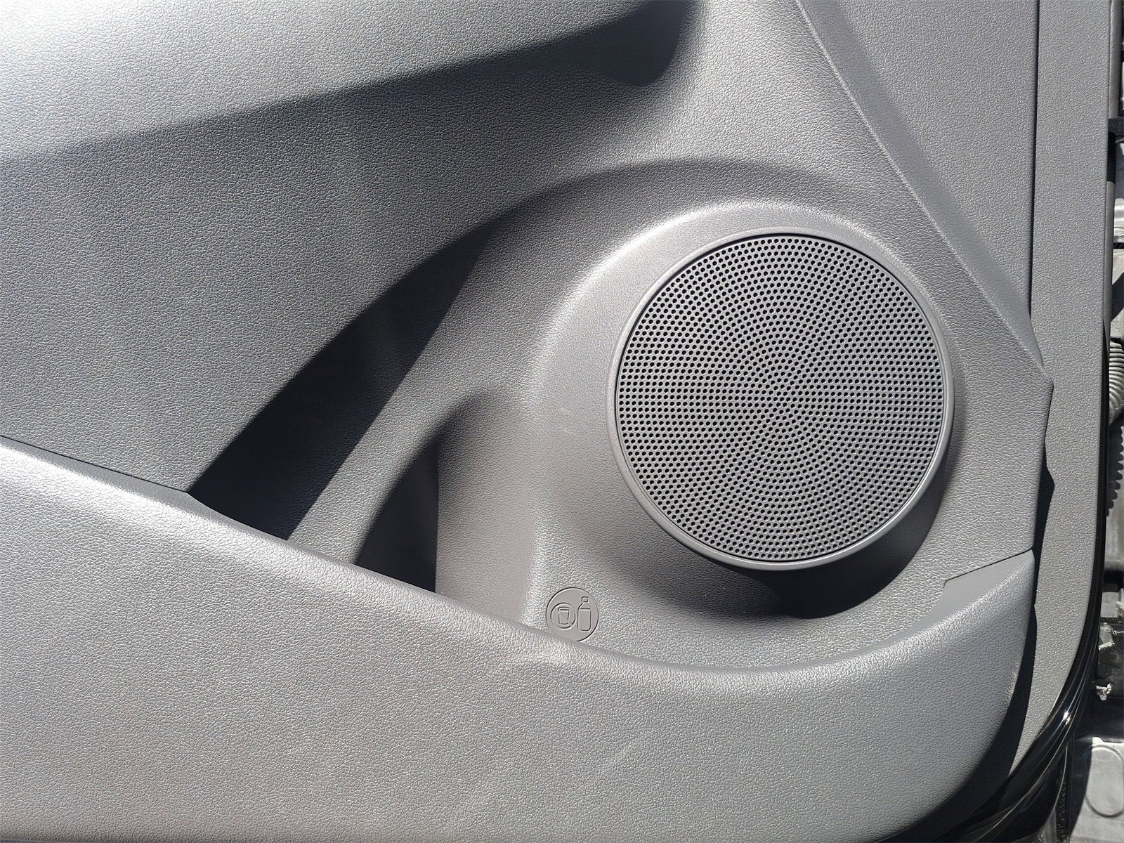 Used 2023 Hyundai Kona SEL w/ Cargo Package image 28