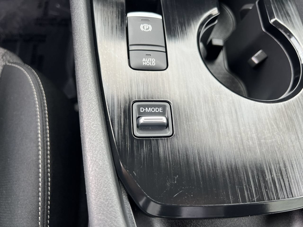 Used 2021 Nissan Rogue SV FWD image 17