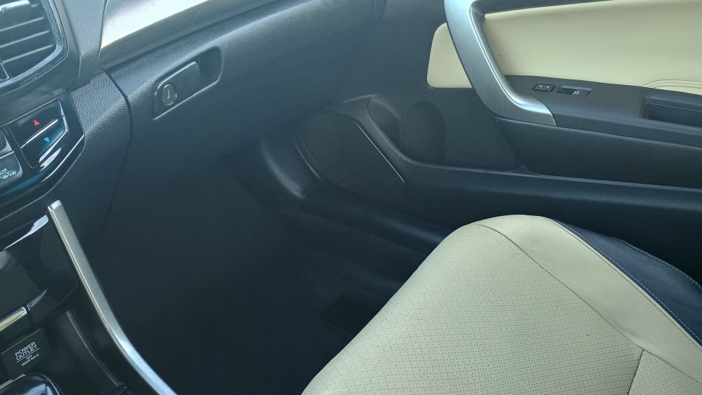 Used 2016 Honda Accord EX-L image 17