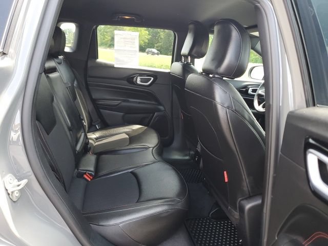 Used 2023 Jeep Compass Trailhawk w/ Trailhawk Convenience Group AWD/4WD image 22
