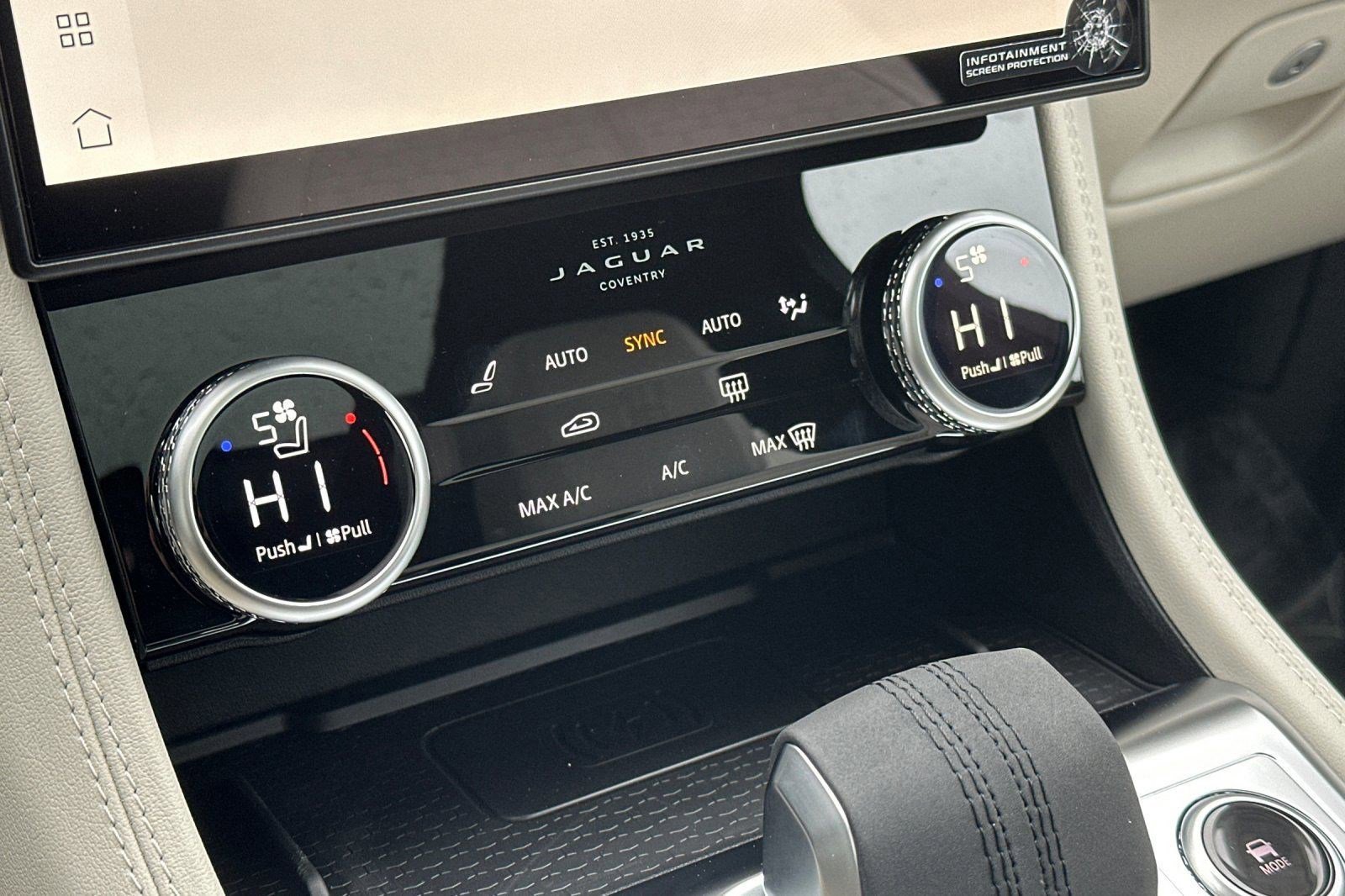 New 2026 Jaguar F-PACE R-Dynamic S image 16