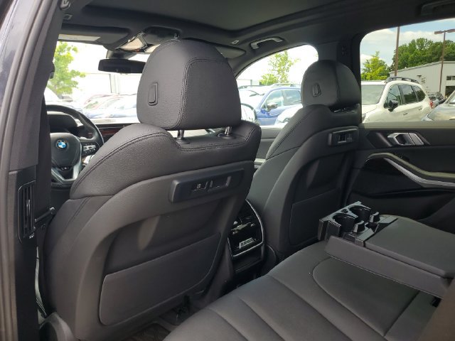 Used 2021 BMW X5 xDrive40i w/ Convenience Package AWD/4WD image 15