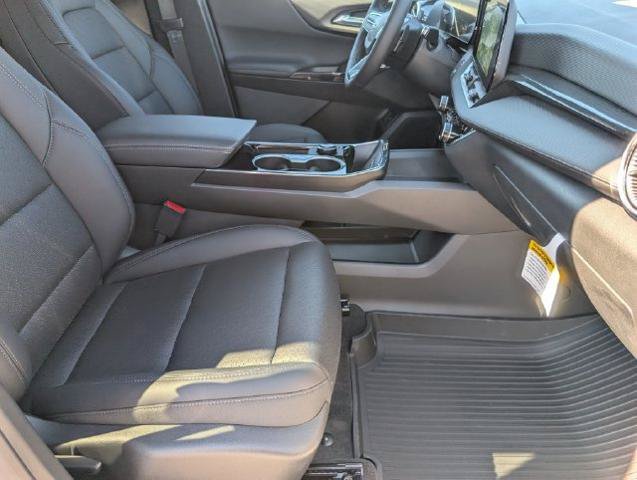 New 2027 Chevrolet Equinox LT w/ Convenience Package II FWD image 31
