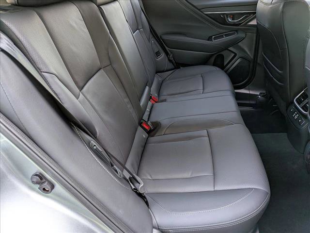 Used 2025 Subaru Outback Limited image 21
