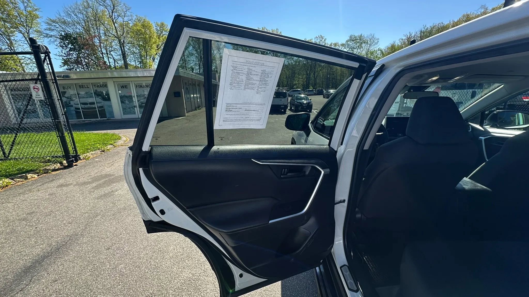 Used 2023 Toyota RAV4 LE AWD/4WD image 25