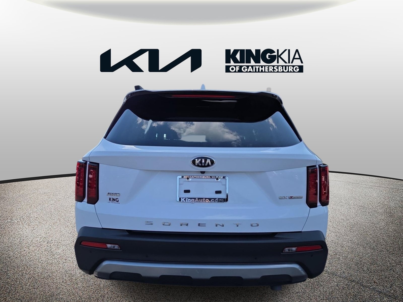 Certified 2021 Kia Sorento EX w/ EX AWD X-Line Package image 4