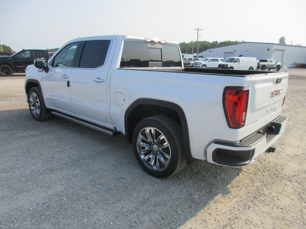 New 2026 GMC Sierra 1500 Denali w/ Denali Reserve Package AWD/4WD image 10
