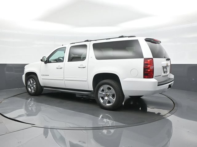 Used 2014 Chevrolet Suburban LT AWD/4WD image 5
