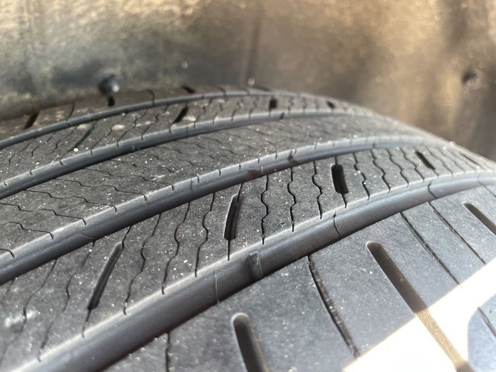 Used 2024 Toyota Highlander LE image 28