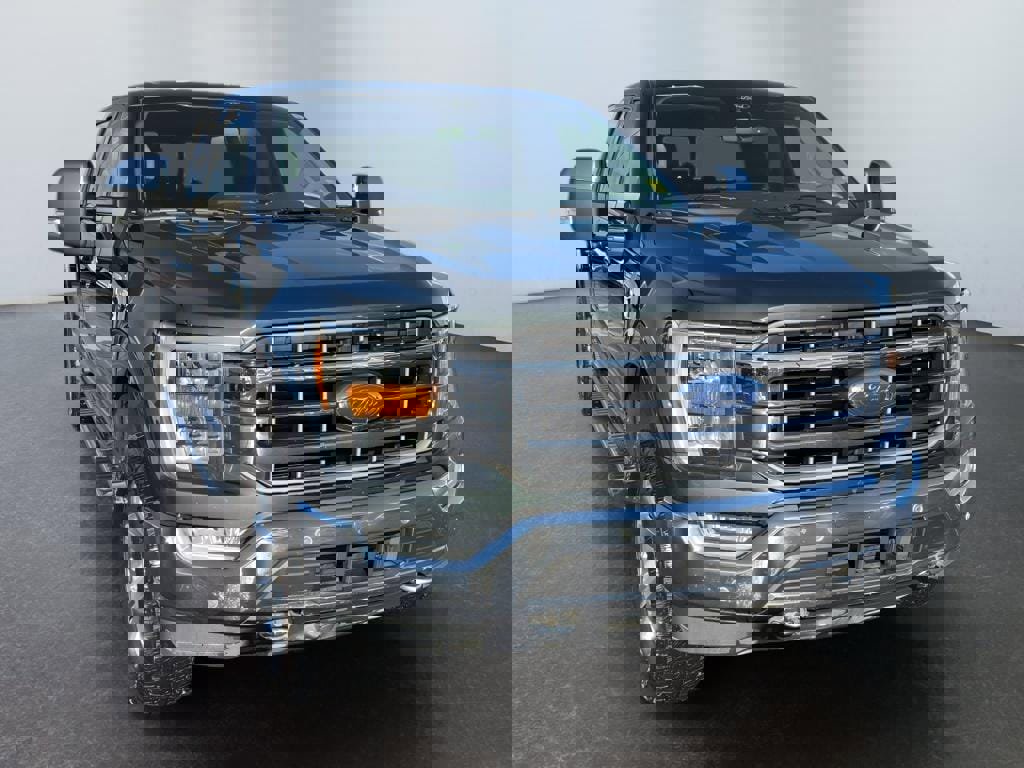 Used 2021 Ford F150 Lariat w/ Max Trailer Tow Package image 7