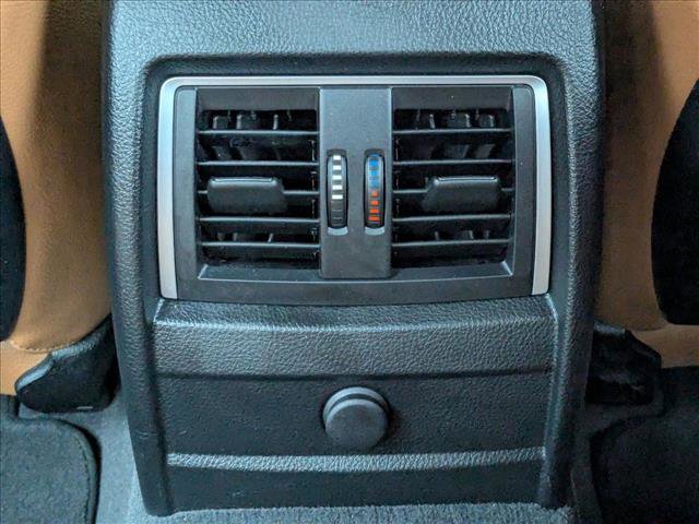 Used 2016 BMW 340i xDrive Sedan image 23