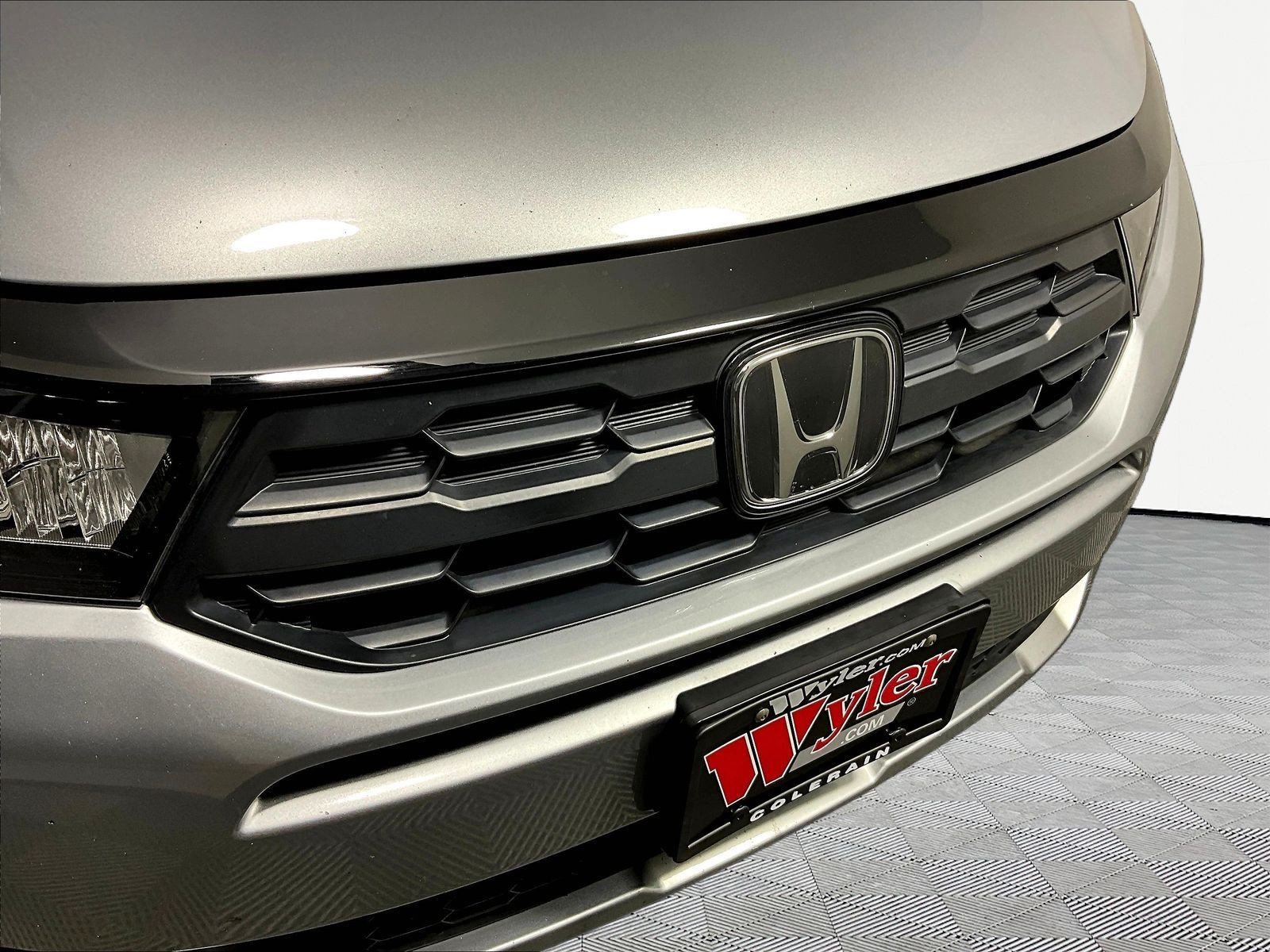Used 2025 Honda Odyssey EX-L image 34