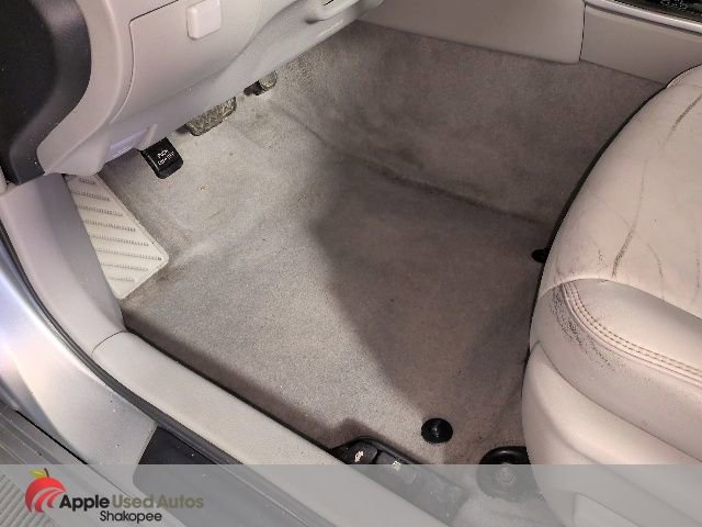 Used 2016 Toyota Camry XLE w/ Moonroof Package image 14