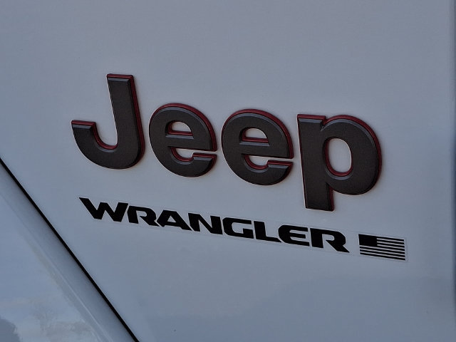 Used 2025 Jeep Wrangler Unlimited Rubicon w/ Safety Group AWD/4WD image 37