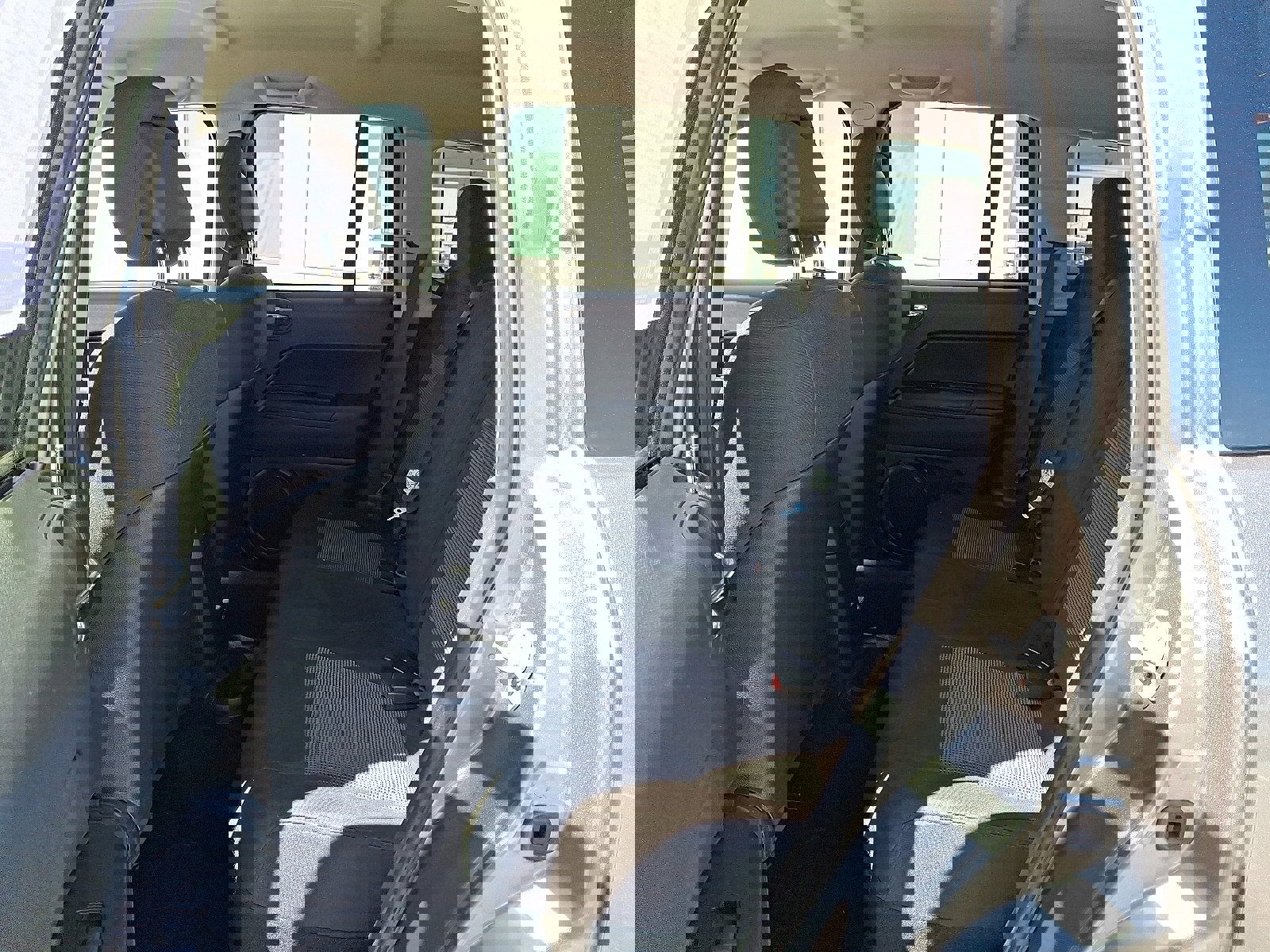 Used 2011 Jeep Compass 4WD image 11