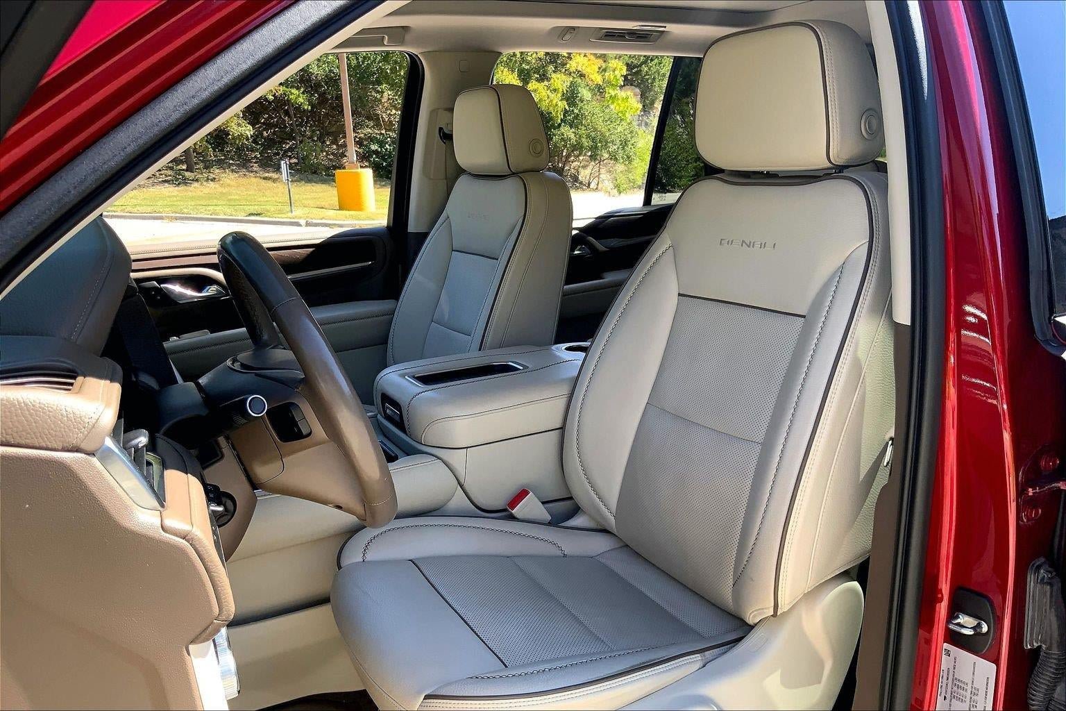 Used 2021 GMC Yukon Denali AWD/4WD image 23