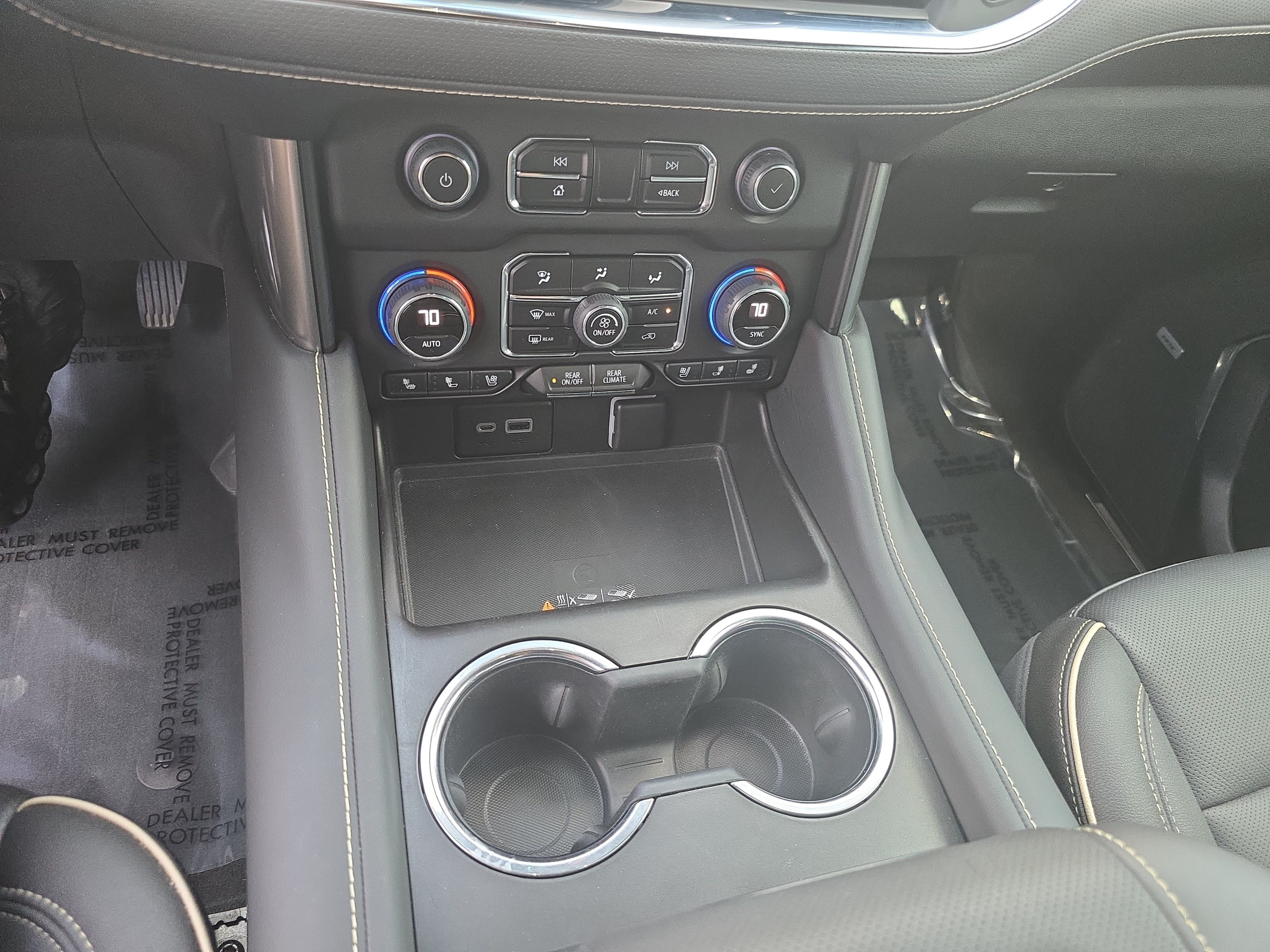 Used 2023 Chevrolet Tahoe Premier AWD/4WD image 25