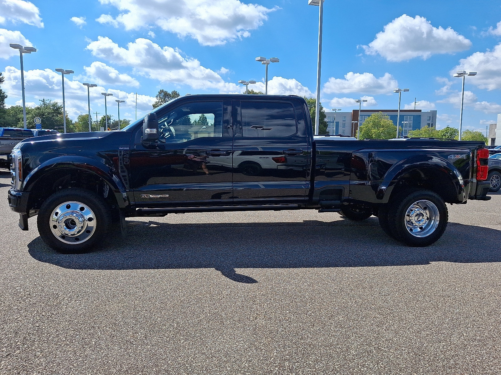 Certified 2025 Ford F450 Platinum image 6