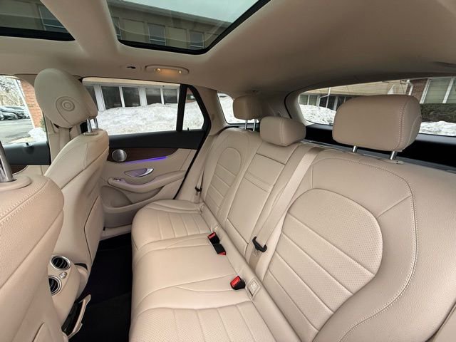 Used 2021 Mercedes-Benz GLC 300 4MATIC image 22