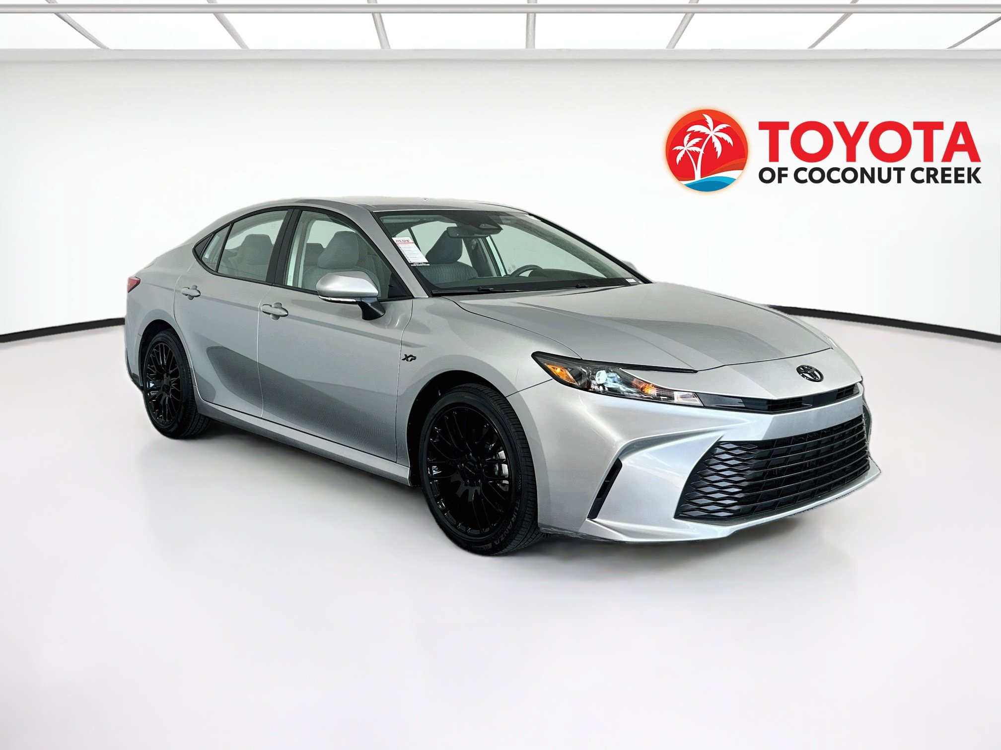 Certified 2025 Toyota Camry LE w/ Convenience Package FWD image 1