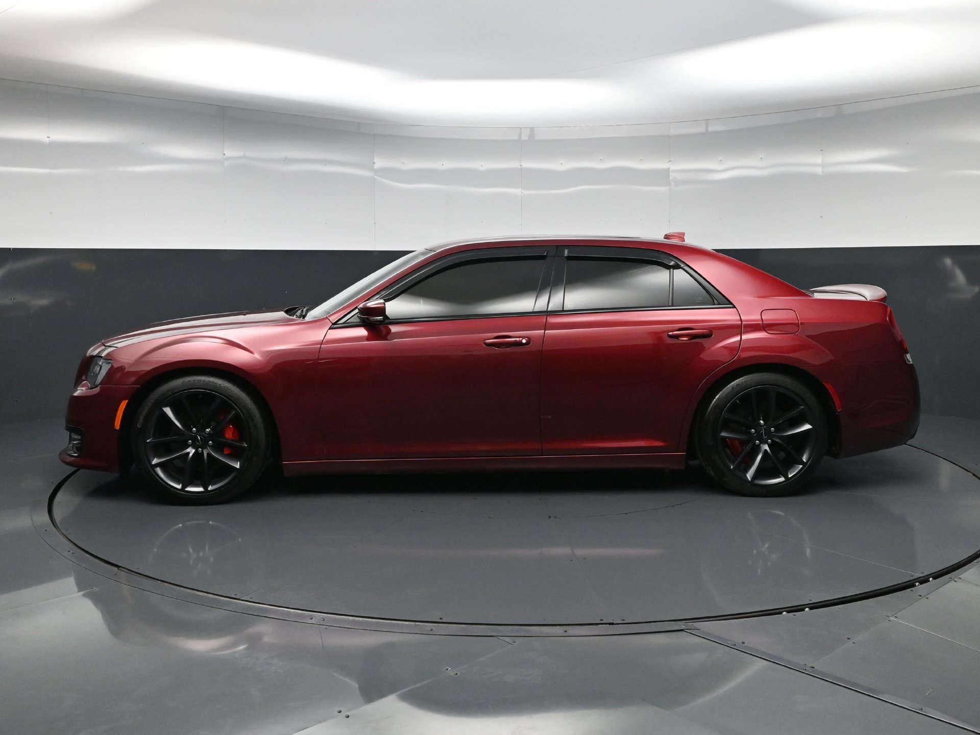 Used 2023 Chrysler 300 C RWD image 5