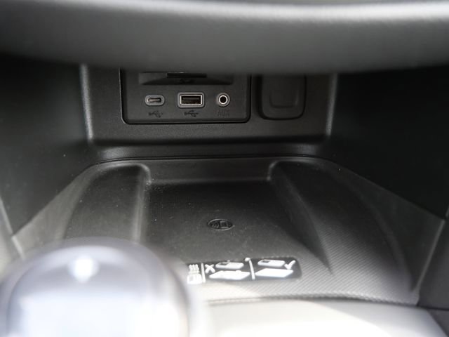 Used 2020 Chevrolet Equinox Premier image 23
