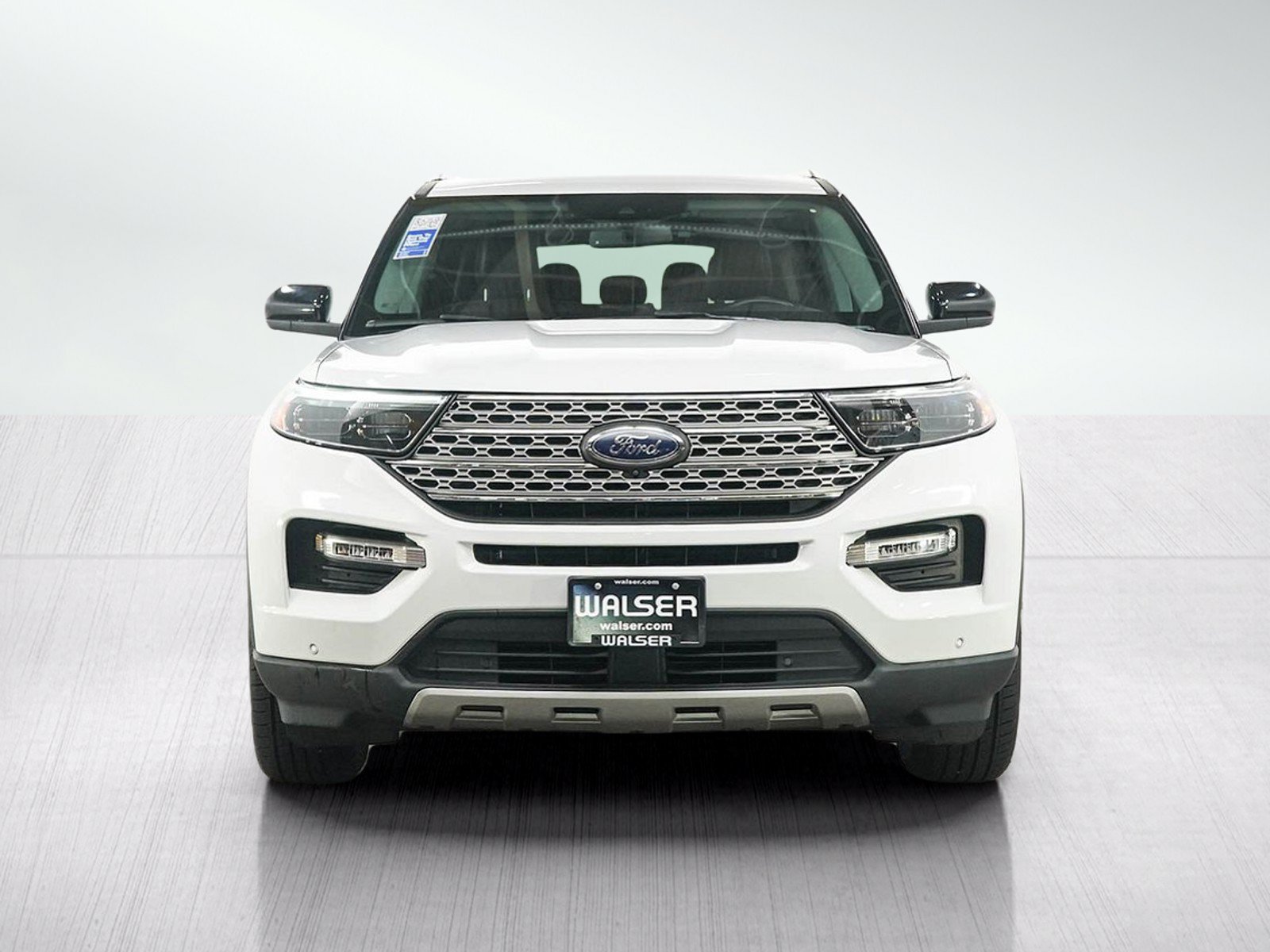 Used 2023 Ford Explorer Limited AWD/4WD image 8