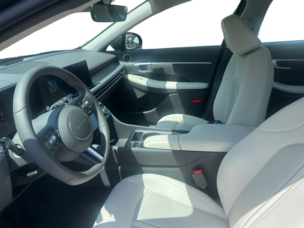 New 2026 Hyundai Sonata SEL FWD image 9