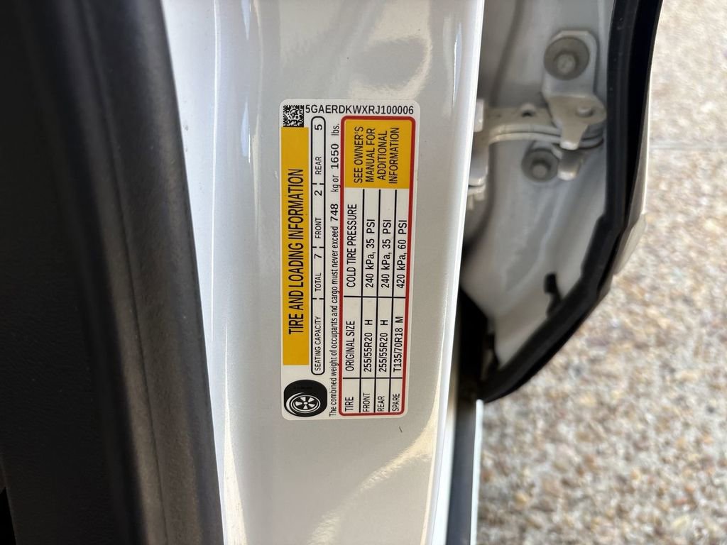 Certified 2024 Buick Enclave Avenir w/ Avenir Technology Package image 35