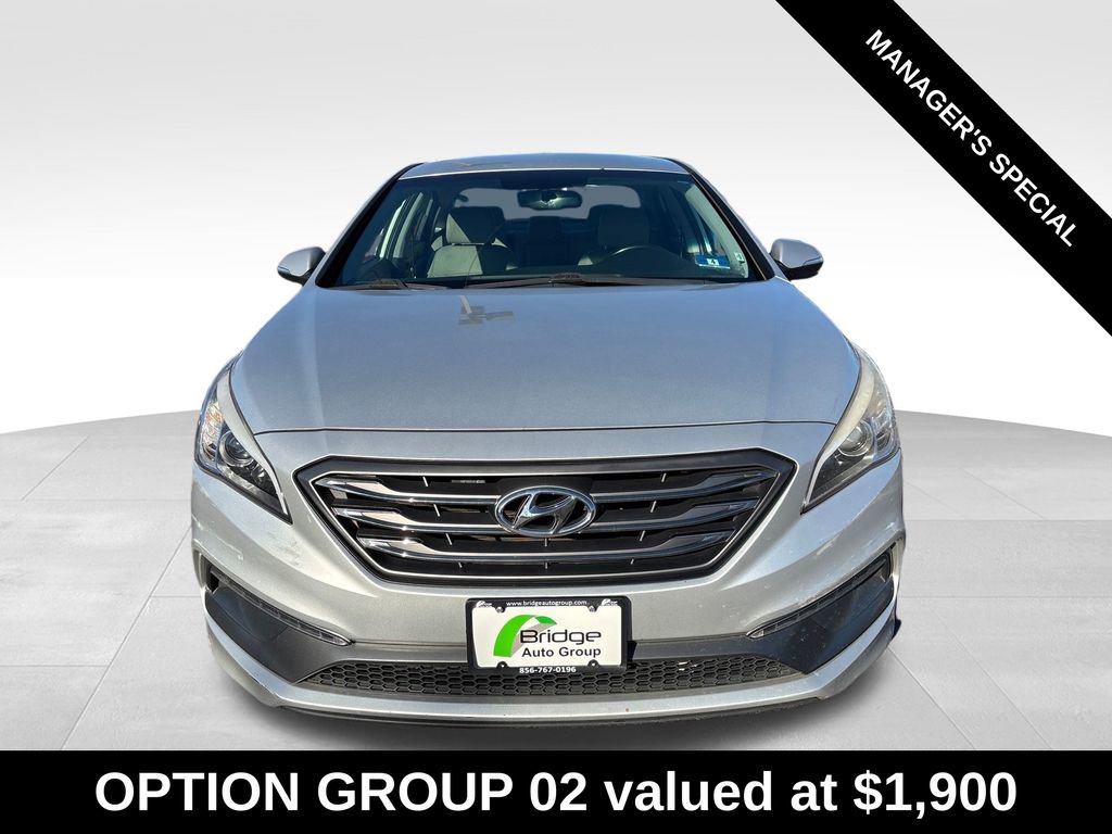 Used 2016 Hyundai Sonata Sport w/ Option Group 02 image 2