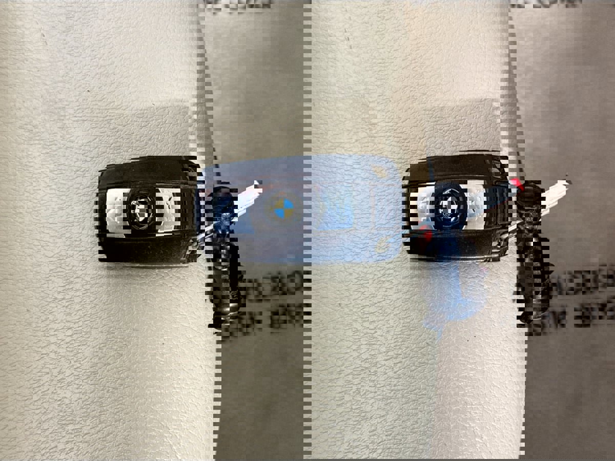 Used 2010 BMW 328i Convertible image 37