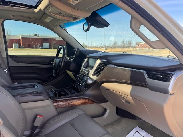 Used 2015 Chevrolet Suburban LTZ AWD/4WD image 24