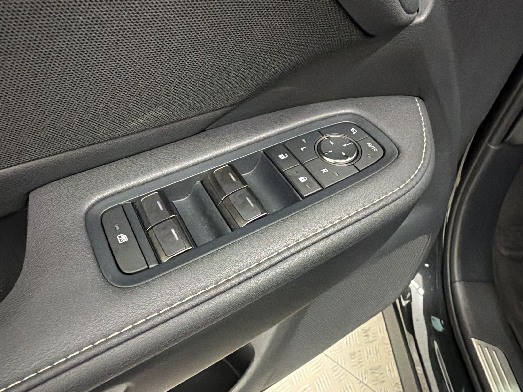 Certified 2024 Lexus TX 500h AWD w/ Technology Package image 28