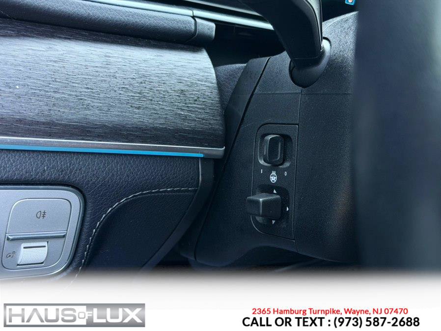 Used 2022 Mercedes-Benz GLE 350 4MATIC w/ AMG Line Exterior image 40