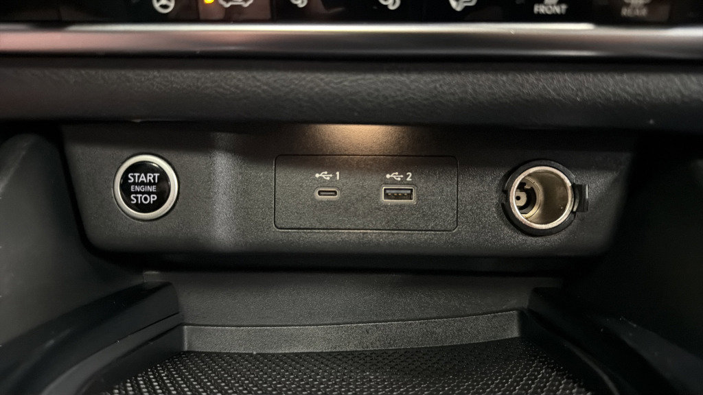 Used 2021 Nissan Rogue SV w/ Premium Package FWD image 27