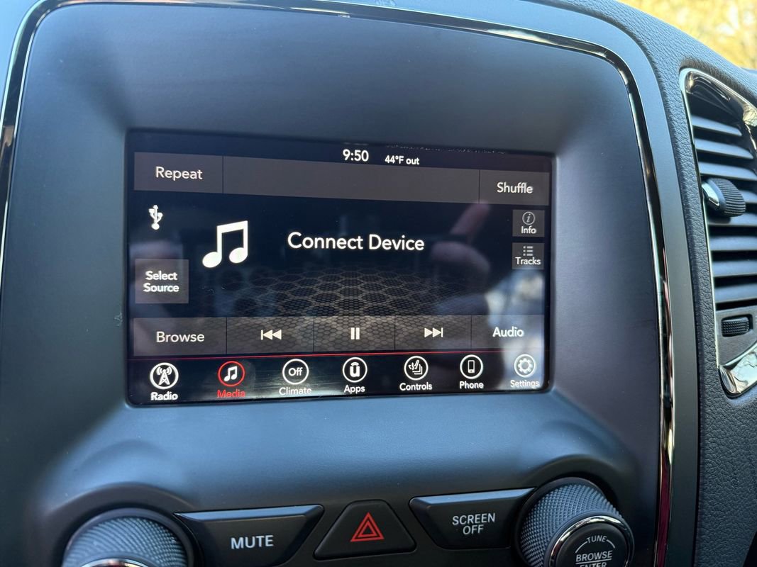Used 2019 Dodge Durango GT image 23