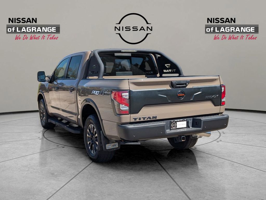 Used 2021 Nissan Titan PRO-4X w/ Pro-4x Convenience Package AWD/4WD image 7