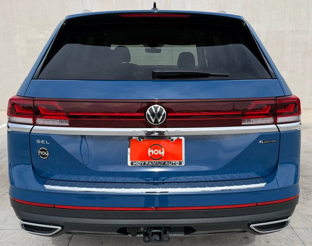 Certified 2025 Volkswagen Atlas SEL image 2
