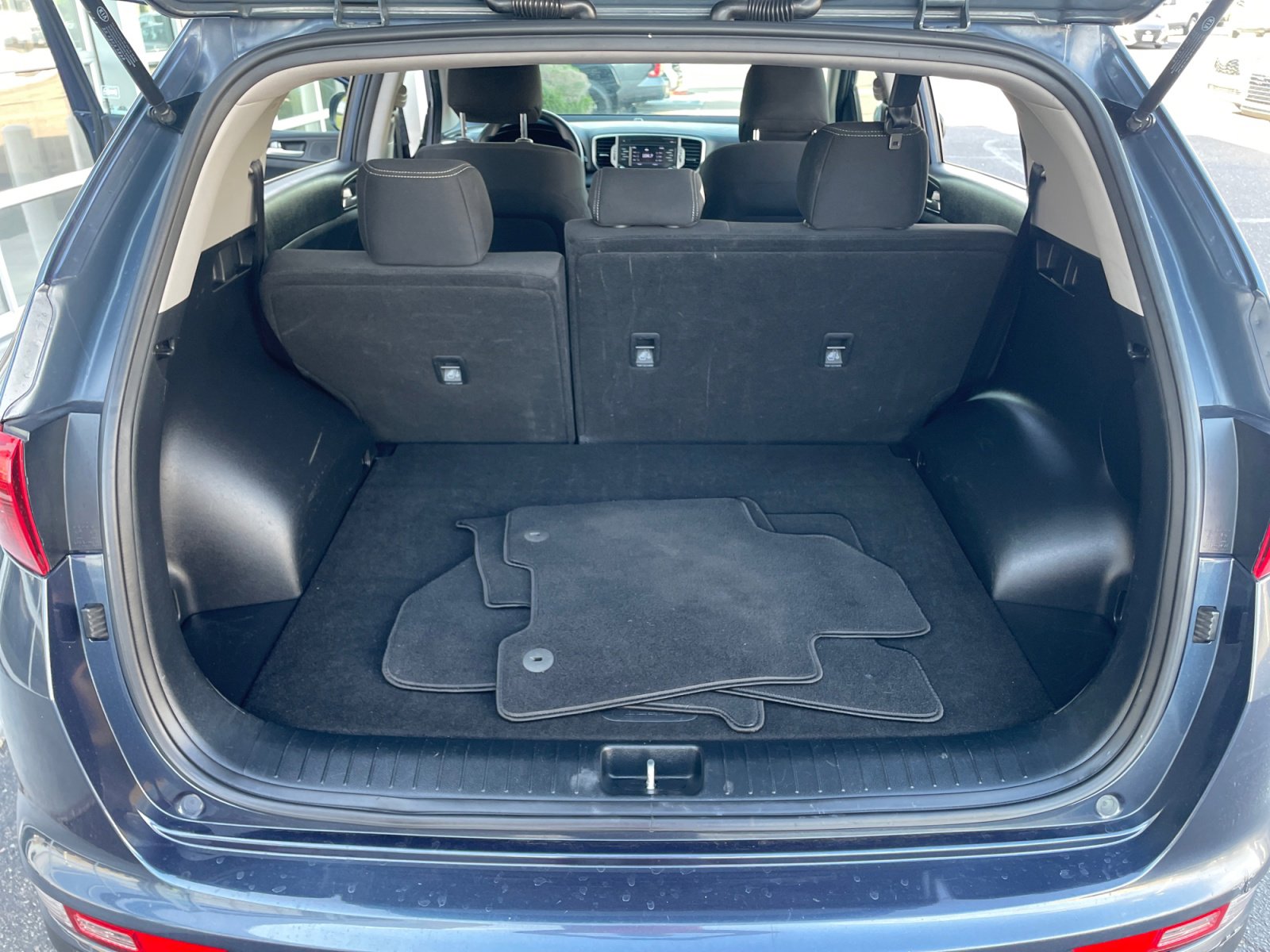 Used 2018 Kia Sportage LX image 34