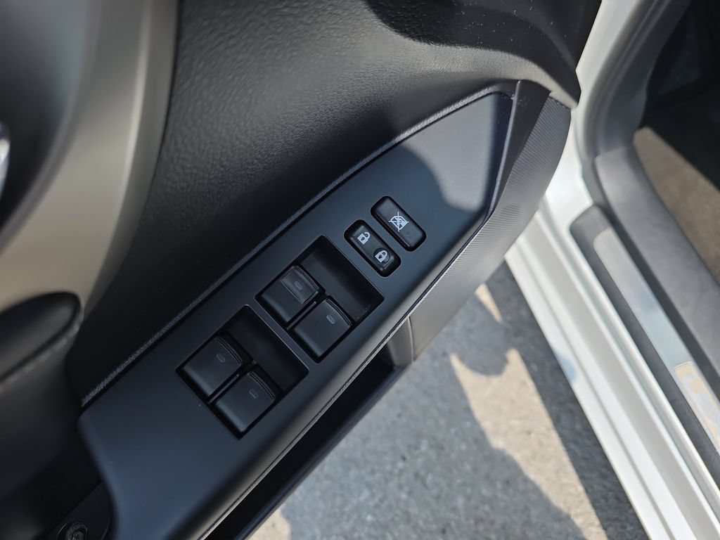 Used 2016 Lexus CT 200h w/ Accessory Package 2 FWD image 26