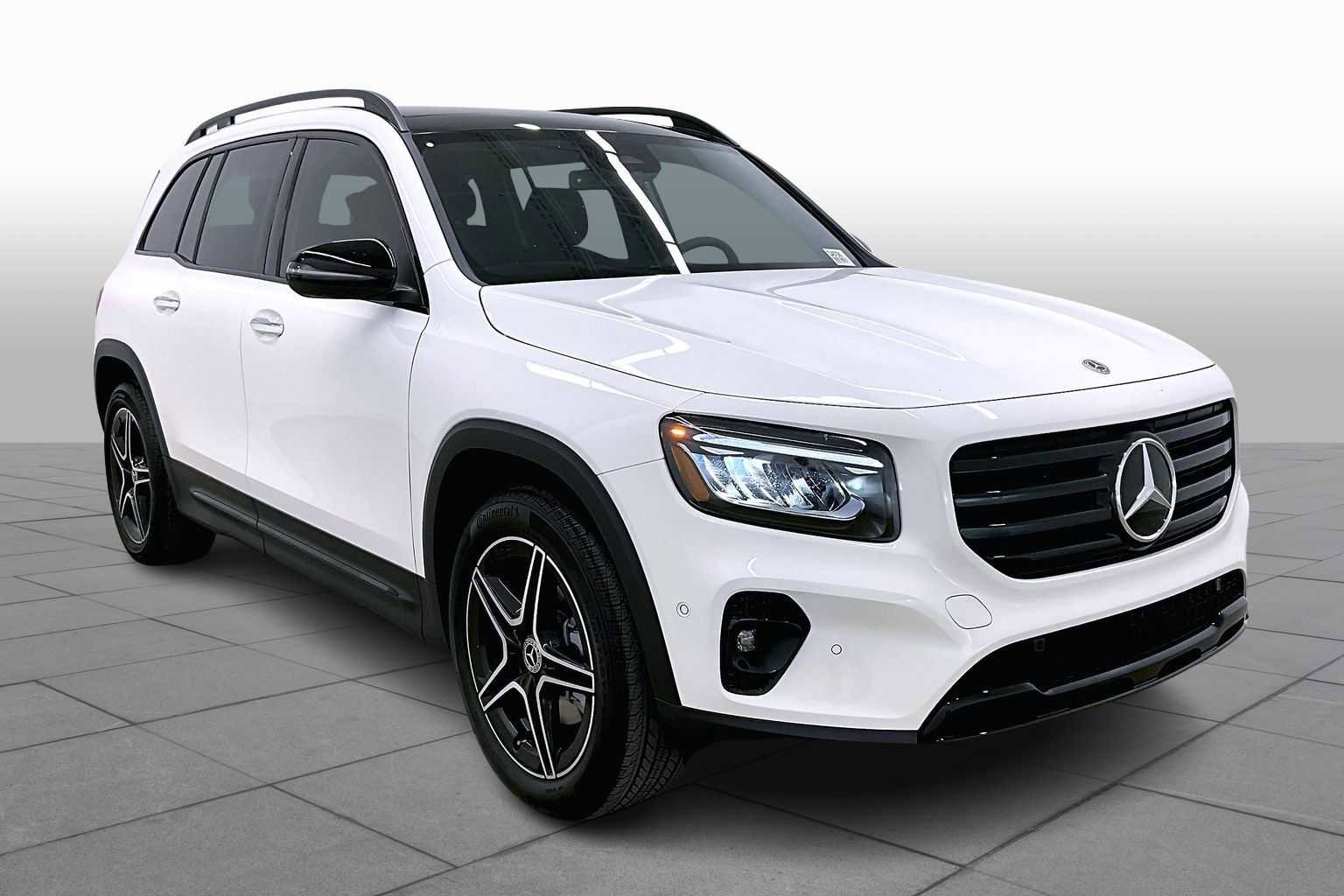 New 2026 Mercedes-Benz GLB 250 image 2