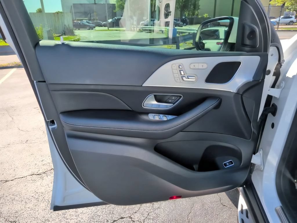 Used 2024 Mercedes-Benz GLE 350 4MATIC image 18