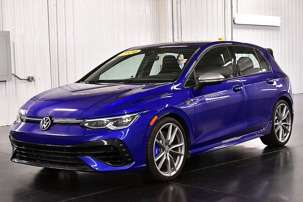 Used 2024 Volkswagen Golf R 4-Door AWD/4WD image 3
